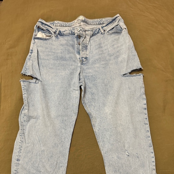 Abercrombie & Fitch Curve Love The Dad Jean High Rise - Picture 1 of 3